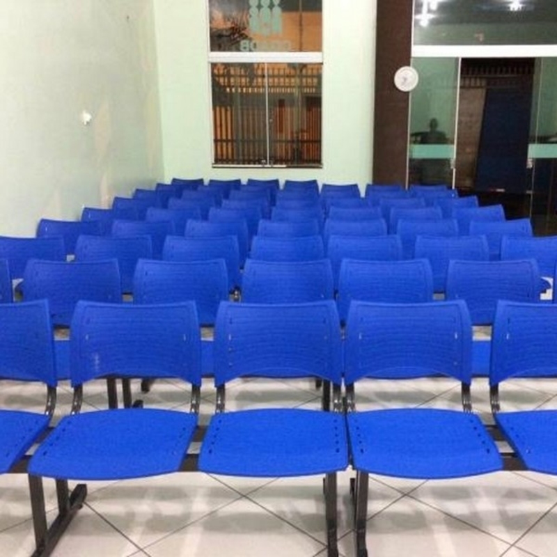 Cadeiras para igrejas 10